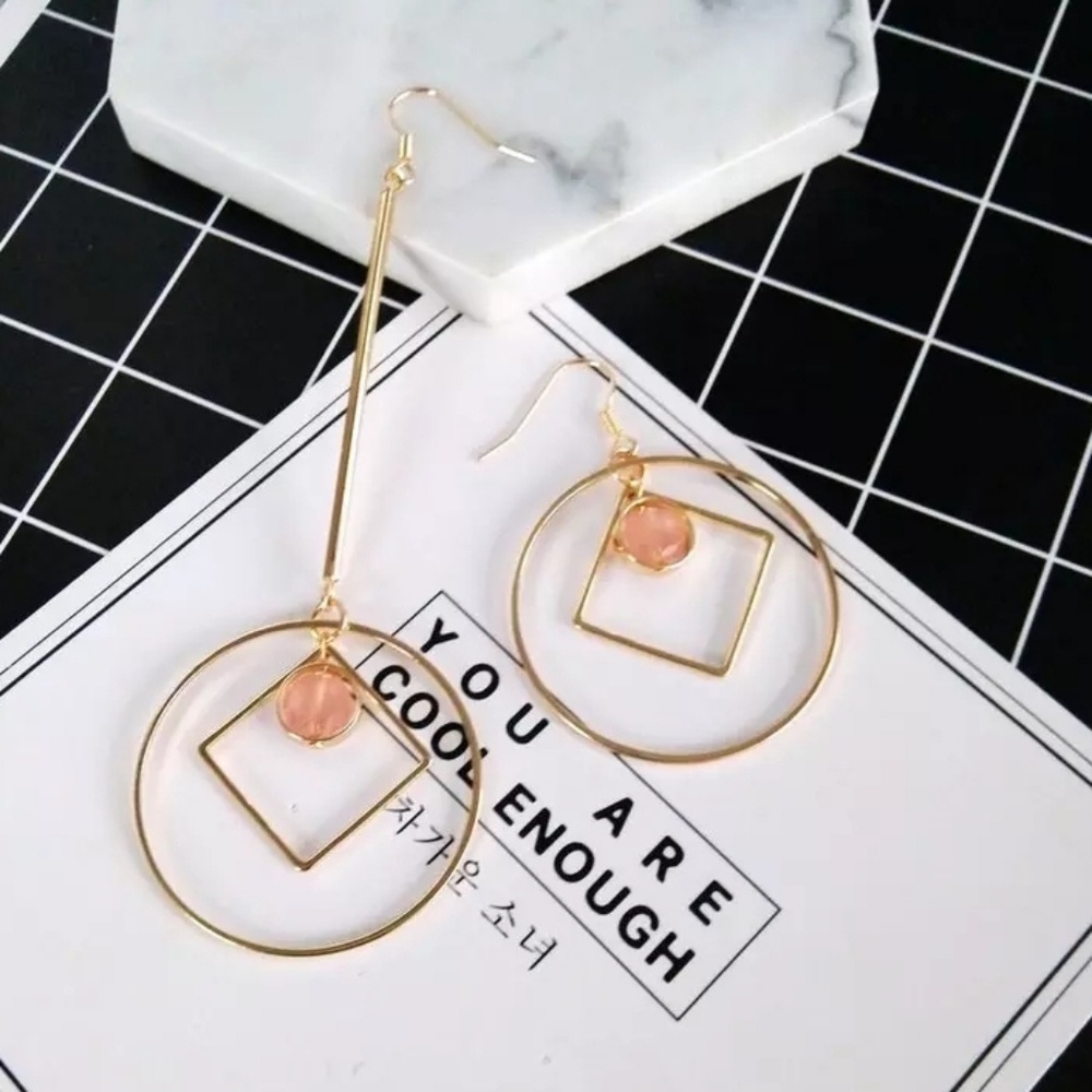 Fashion Geometric Earrings - Picture 3 of 3